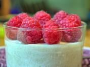 Rhabarber-Mousse mit Himbeeren - Rezept