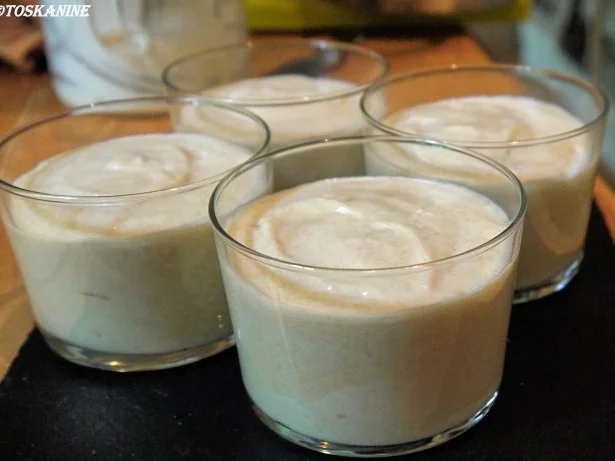 Rhabarber-Mousse mit Himbeeren - Rezept - Bild Nr. 8