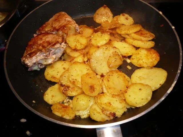 Cordon Bleu Natur an Bratkartoffeln und Mischgemüse. - Rezept - Bild Nr. 5