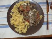 Tomaten-Mozza-Auberginen-Hackfleischpfanne - Rezept