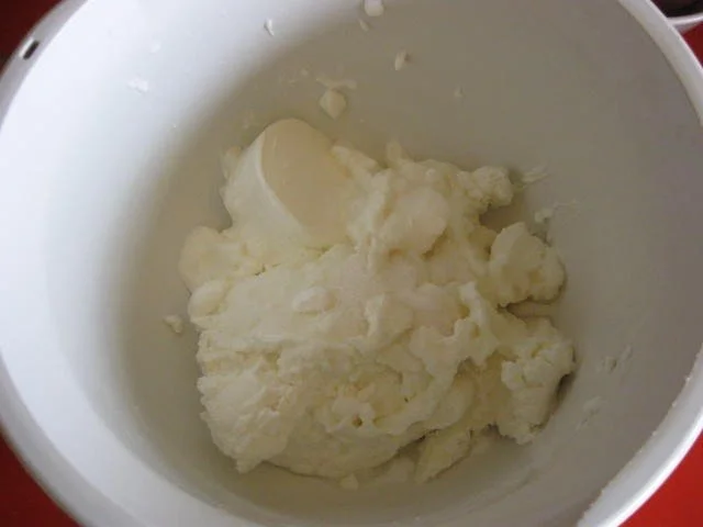 Quarkkuchen mit Gries und Kirschen - Rezept - Bild Nr. 6