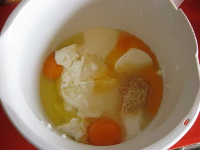 Quarkkuchen mit Gries und Kirschen - Rezept - Bild Nr. 8