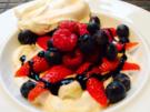 Obstsalat mit Orangenblütenwassersahne - Rezept