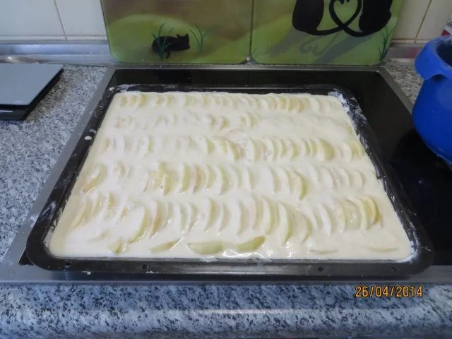 Rahm-Apfelkuchen mit Butterstreuseln - Rezept - Bild Nr. 4