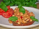 Rezept: BRUSCHETTA MIT HÄHNCHENBRUST-FILET BRUSCHETTA MIT HÄHNCHENBRUST-FILET - Rezept