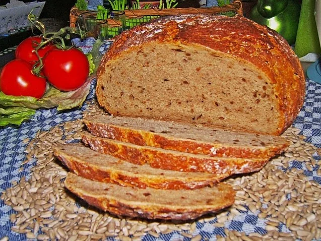 Rezept: Buttermilchbrot mit Weizenvollkornmehl und Sonnenblumenkernen Bild Nr. 3 Buttermilchbrot mit Weizenvollkornmehl und Sonnenblumenkernen - Rezept - Bild Nr. 3