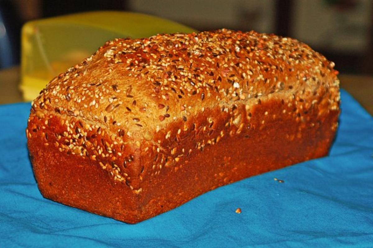 Bilder für KLEINES RUCK-ZUCK - BROT - Rezept