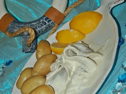 Rezept: Heringsstipp mit Joghurt und saurer Sahne Bild Nr. 2 Heringsstipp mit Joghurt und saurer Sahne - Rezept - Bild Nr. 2