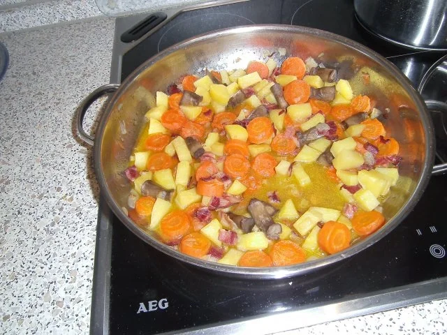 Champignons, gefüllt mit Wiener - Rezept - Bild Nr. 5