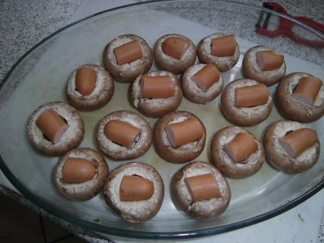 Champignons, gefüllt mit Wiener - Rezept - Bild Nr. 3