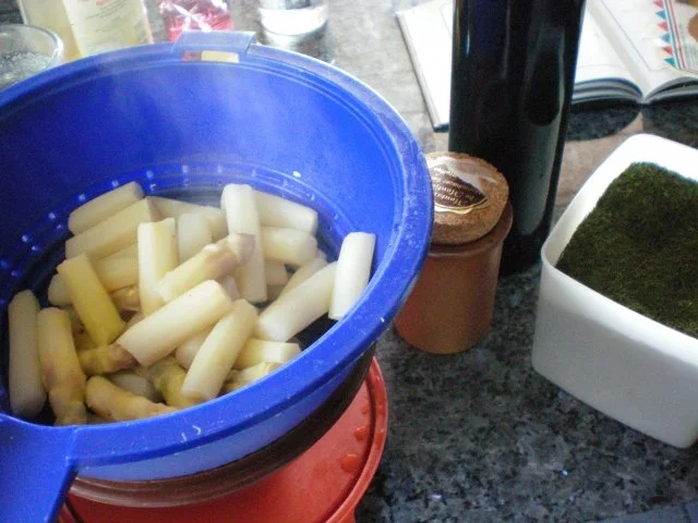 Rezept: Salat: Spargelsalat mit Ei Bild Nr. 3 Salat: Spargelsalat mit Ei - Rezept - Bild Nr. 3