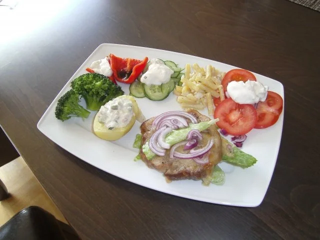 Rezept: Kalbrückensteak NT mit Gemüseimpressionen Bild Nr. 3 Kalbrückensteak NT mit Gemüseimpressionen - Rezept - Bild Nr. 3