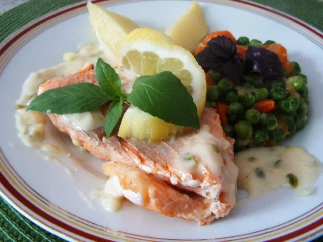 Rezept: Lachsforelle mit Pistazien- Zitronensoße Lachsforelle mit Pistazien- Zitronensoße - Rezept