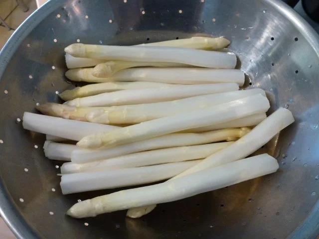 In Blutorangensud gegarter Spargel - Rezept - Bild Nr. 2