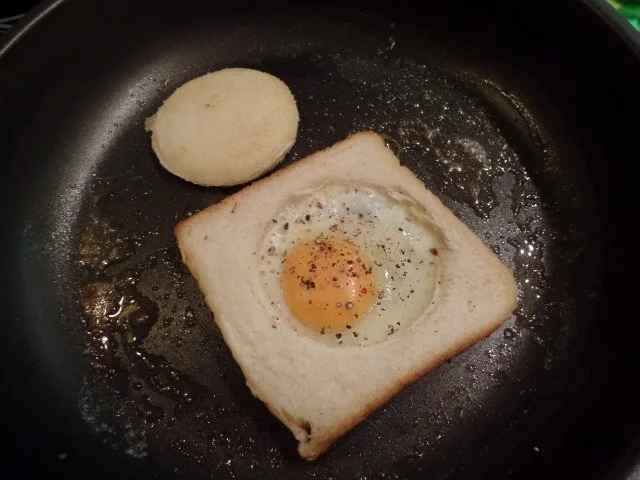 Ei im Toastbrot -Ring - Rezept - Bild Nr. 3