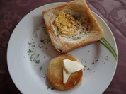 Ei im Toastbrot -Ring - Rezept