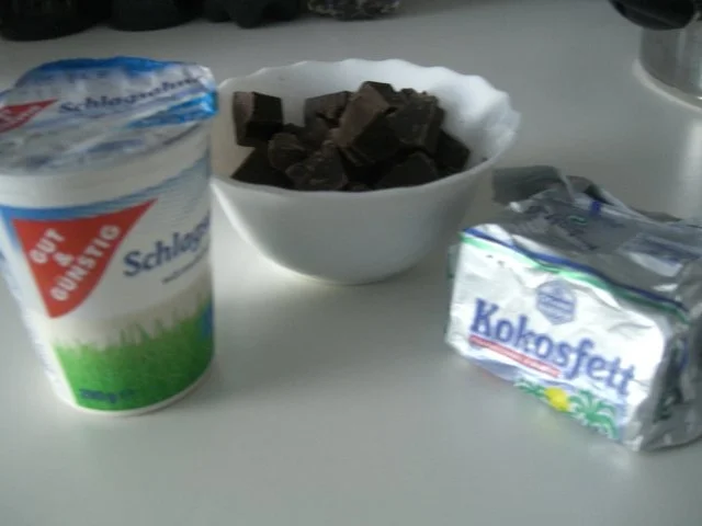 Erdbeer-Stracciatella-Schnitten - Rezept - Bild Nr. 10