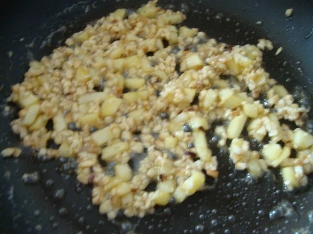 Rezept: Apfelsüppchen mit Zimt & Vanille und Apfelkrokant Bild Nr. 16 Apfelsüppchen mit Zimt & Vanille und Apfelkrokant - Rezept - Bild Nr. 16