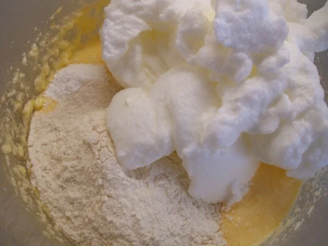 Backen: Abgestürzter Rhabarber-Quark-Kuchen - Rezept - Bild Nr. 8