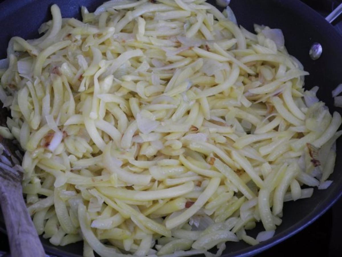 Vegan : Kartoffelhobel in Zwiebeln  gebratenen an Broccoli - Rezept - Bild Nr. 5