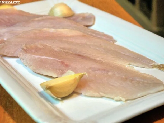 Panierte Rotbarschfilets mit Pastis-Sauce und Vanille-Tomaten - Rezept - Bild Nr. 11