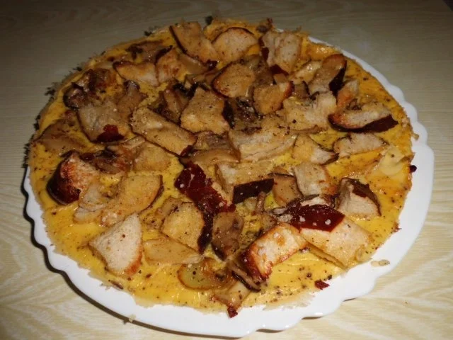 Pfannengericht: Omelett mit Pilzen und Brötchen - Rezept