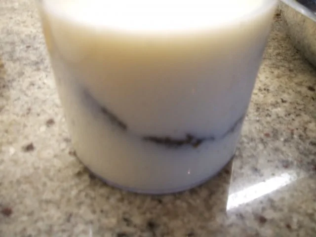 Dessert: Rhabarber-Buttermilch mit Erdbeeren - Rezept - Bild Nr. 3