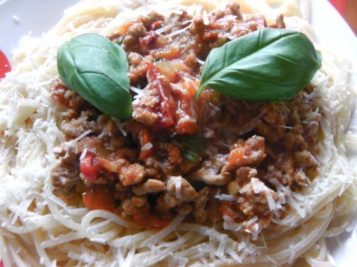 Spaghetti Bolognese di Papa - Rezept - Bild Nr. 3