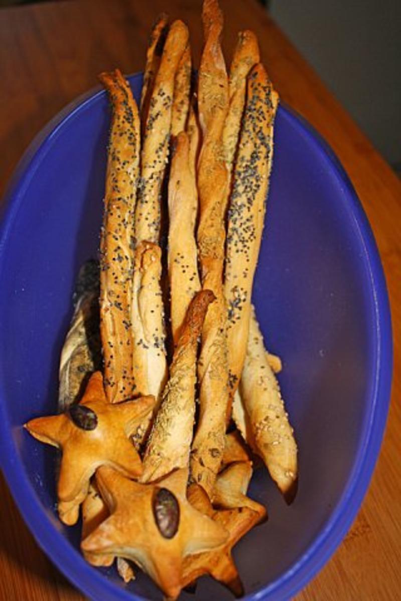 Grissini Herzhaftes Knabbergebäck mit schwarzem Hawaii-Salz oder Sesam ...
