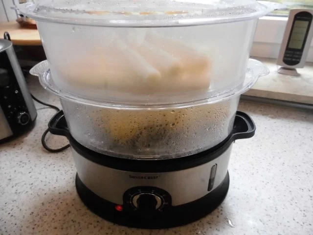 Rezept: Schnitzel mit Zubehör Bild Nr. 3 Schnitzel mit Zubehör - Rezept - Bild Nr. 3