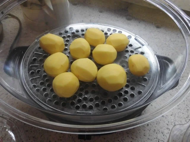 Rezept: Schnitzel mit Zubehör Bild Nr. 4 Schnitzel mit Zubehör - Rezept - Bild Nr. 4