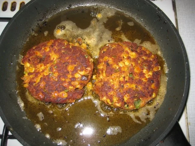 Spezialburger Bruno mit Mais - Rezept - Bild Nr. 13