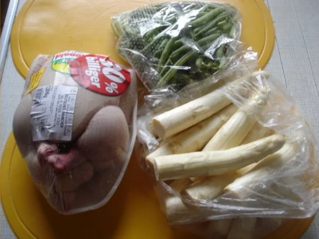 Brathähnchen mit Spargel und grüne Bohnen mit Knoblauch - Rezept - Bild Nr. 2