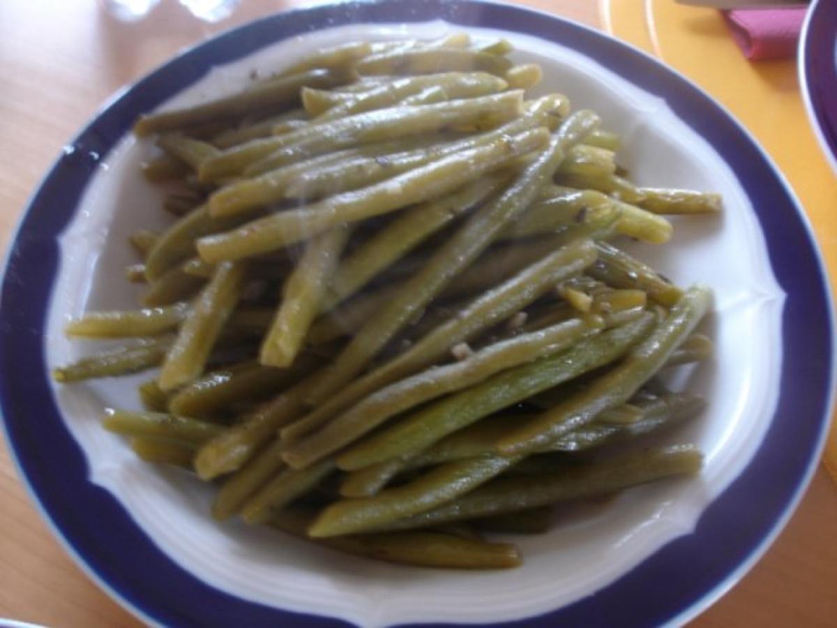 Brathähnchen mit Spargel und grüne Bohnen mit Knoblauch - Rezept - Bild Nr. 17