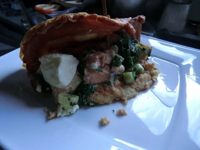 Pancakes mit Lachs und Spinat - Rezept