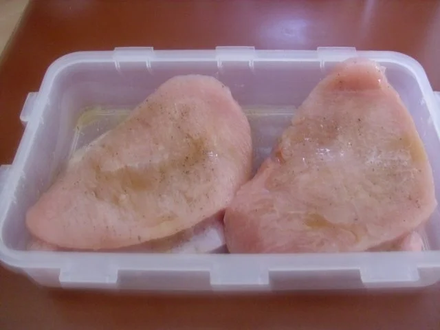 Rezept: Putensteaks mit Grünspargel in Orangensud Bild Nr. 3 Putensteaks mit Grünspargel in Orangensud - Rezept - Bild Nr. 3