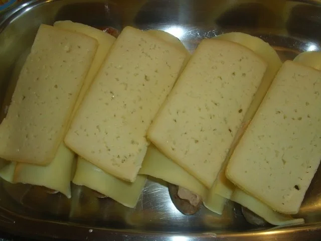 Rezept: Käsige Bratwürste Bild Nr. 6 Käsige Bratwürste - Rezept - Bild Nr. 6