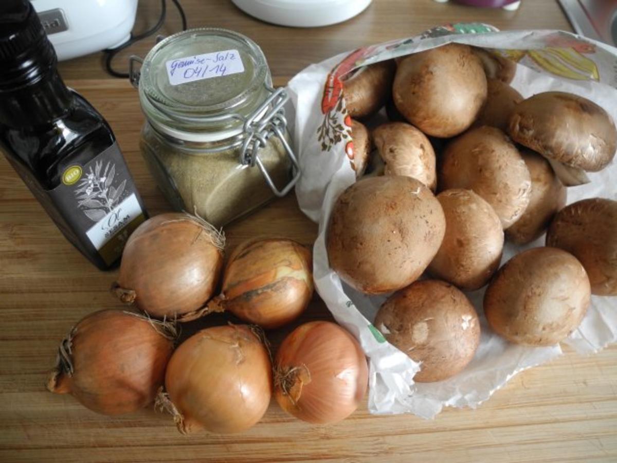 Vegan : Gebratene Petersilien - Polenta mit Dürrpflaumen - Zwiebel - Champignons - Rezept - Bild Nr. 8