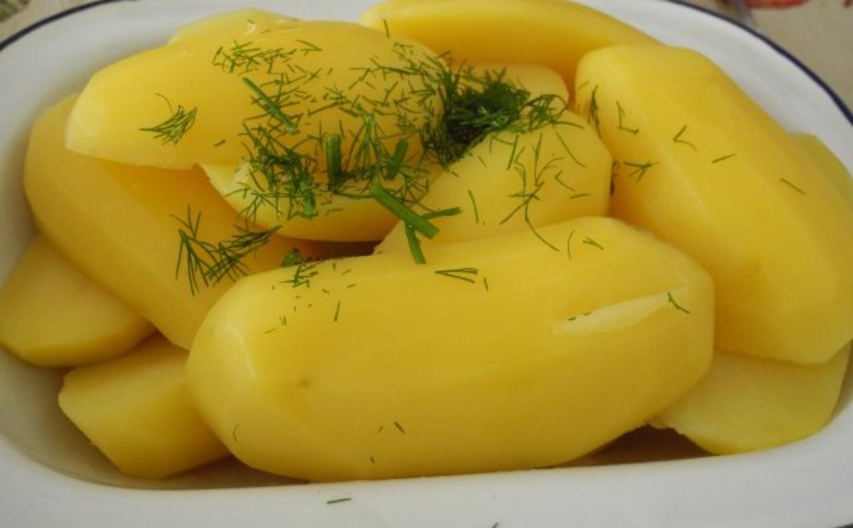 Vegan : "Thuringer Vurst" an Spargel mit Salzkartoffeln und geschmorten Zwiebeln - Rezept - Bild Nr. 10