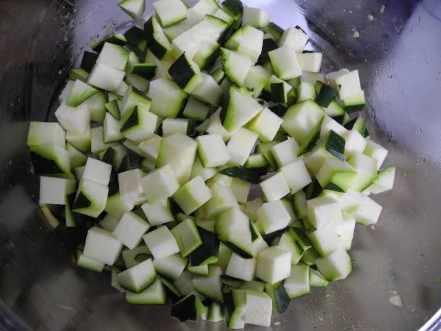 Rezept: Vegan : Gewürfelte Gemüsepfanne Bild Nr. 12 Vegan : Gewürfelte Gemüsepfanne - Rezept - Bild Nr. 12