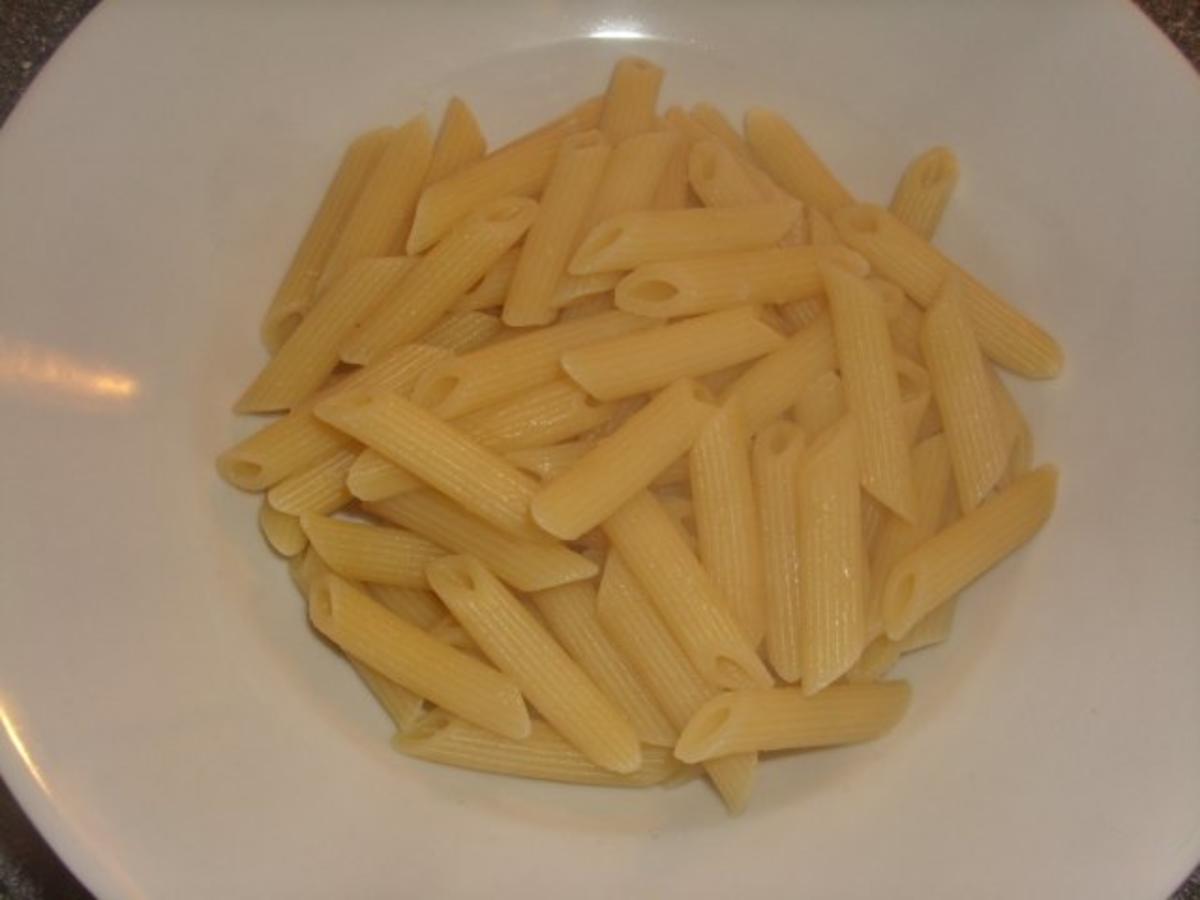 Pasta mit Spinat, Gorgonzola und Schinken - Rezept - Bild Nr. 5