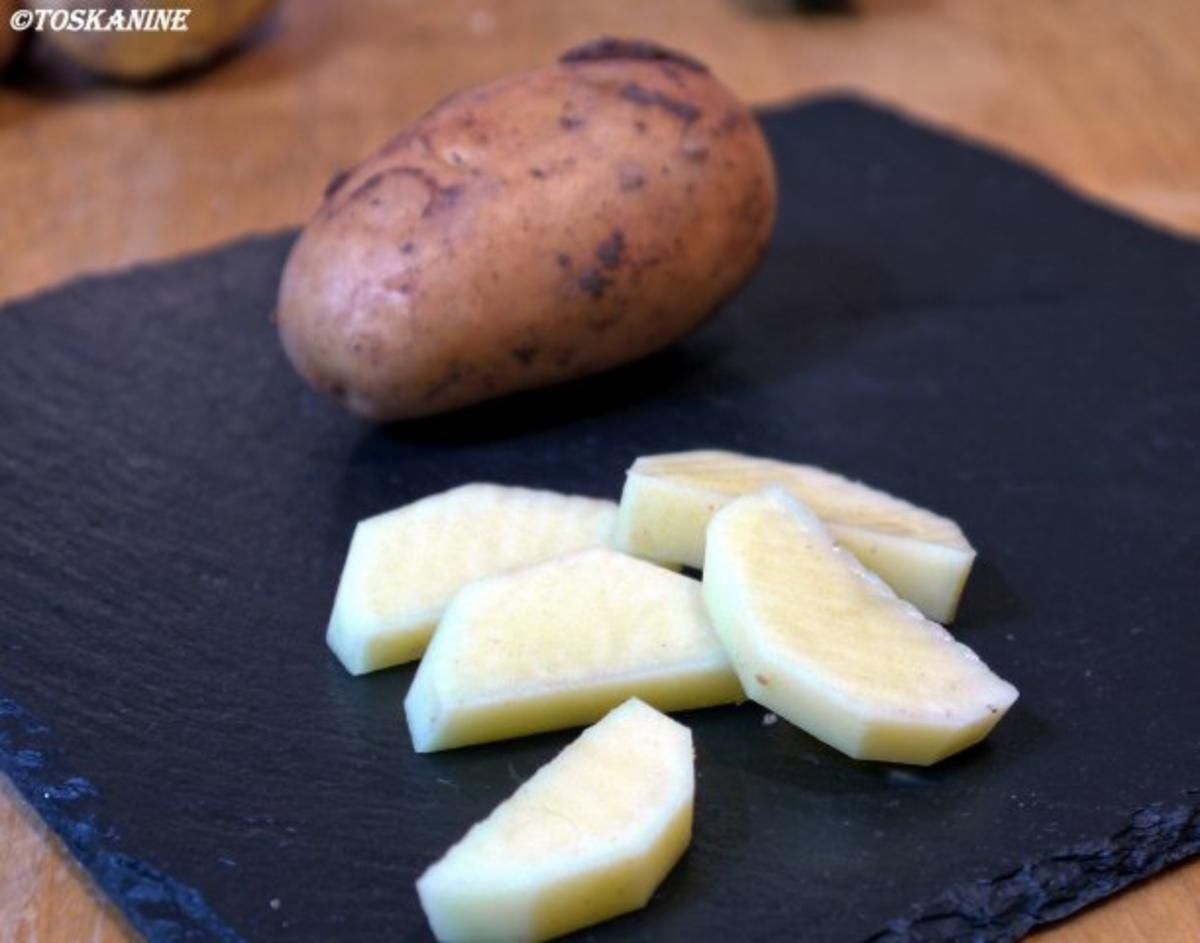 Kartoffel-Spargel-Pfanne mit Kürbiskern-Bouletten - Rezept - Bild Nr. 2