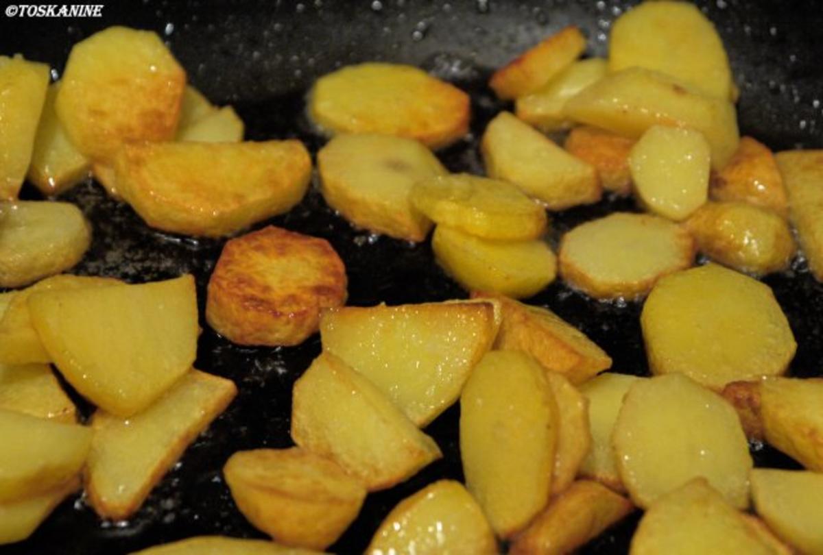 Kartoffel-Spargel-Pfanne mit Kürbiskern-Bouletten - Rezept - Bild Nr. 11