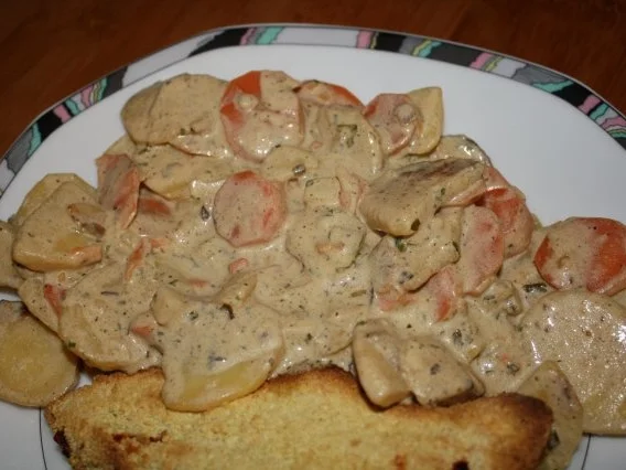 Rezept: Schmandkartoffeln mit Möhren Schmandkartoffeln mit Möhren - Rezept