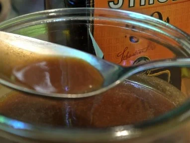 Quindim - Limetten-Kokos-Flan mit Rum-Karamell-Sauce - Rezept - Bild Nr. 5