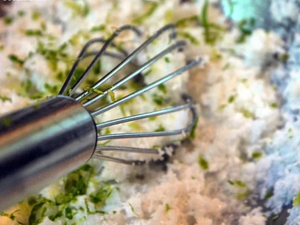 Quindim - Limetten-Kokos-Flan mit Rum-Karamell-Sauce - Rezept - Bild Nr. 7