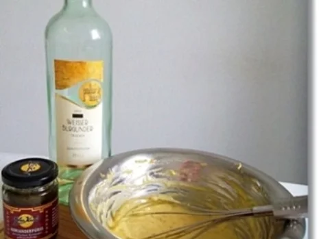 Zweierlei Spargel mit Kräuter Sauce, Drillingen und Lachs-Rose dazu - Rezept - Bild Nr. 17