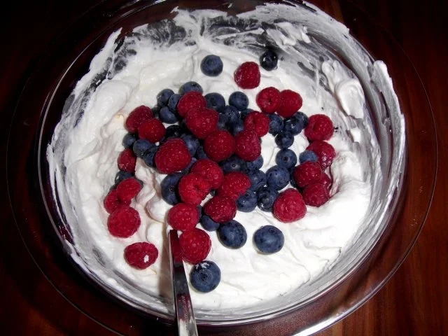 Frucht-Quark mit Sahne - Rezept - Bild Nr. 2