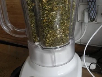 Vorräte : Gemüsebrühe / Gemüse-Salz selbstgemacht...eine weitere Variante - Rezept - Bild Nr. 15