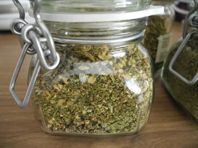 Vorräte : Gemüsebrühe / Gemüse-Salz selbstgemacht...eine weitere Variante - Rezept